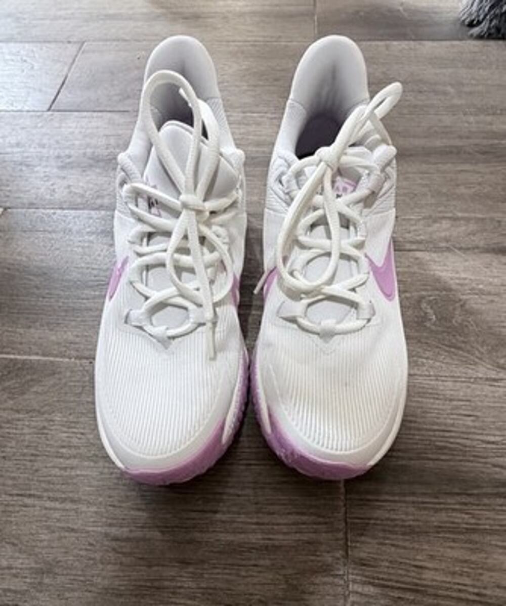 Nike Star Runners 4 NN Y–6, W-7.5 Summit White/Beyond Pink New Inbox